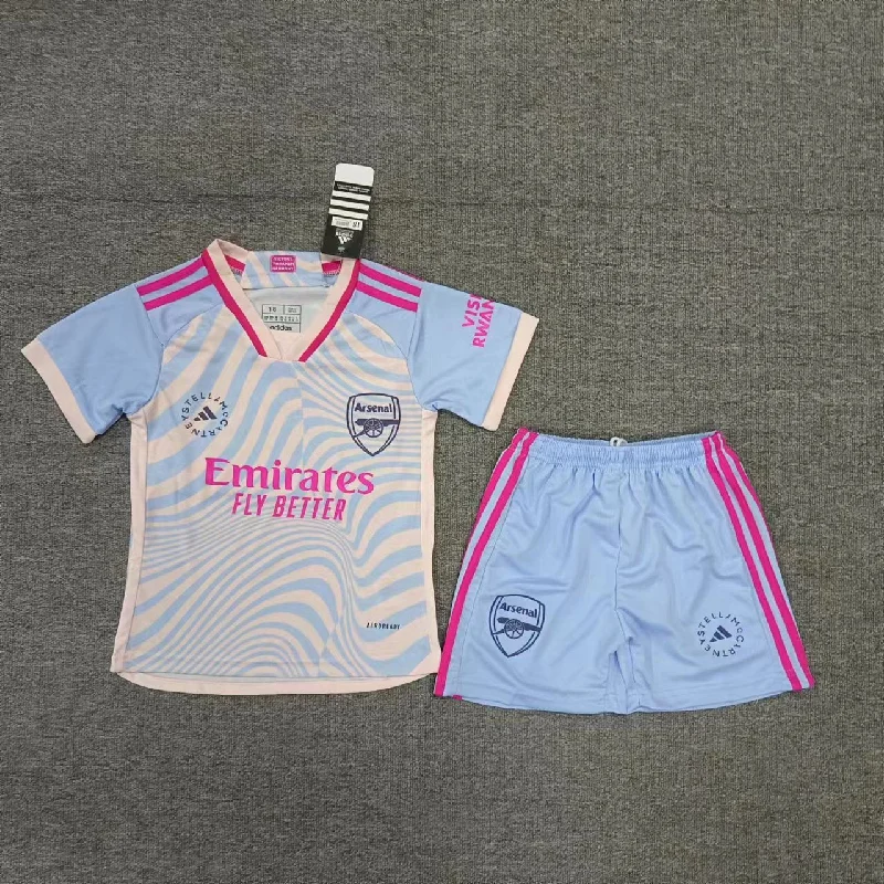 Kit Infantil Arsenal Edição Especial 23/24  Camisa + Shorts Adidas Unissex - Azul Claro